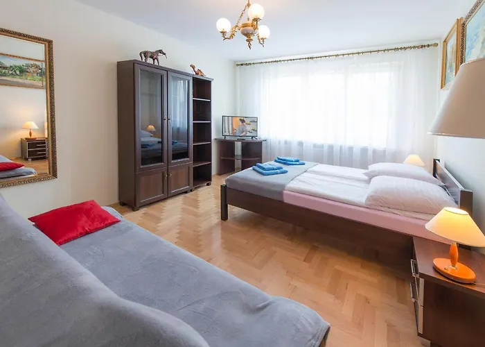 Konukevi Piramida Lux 3*