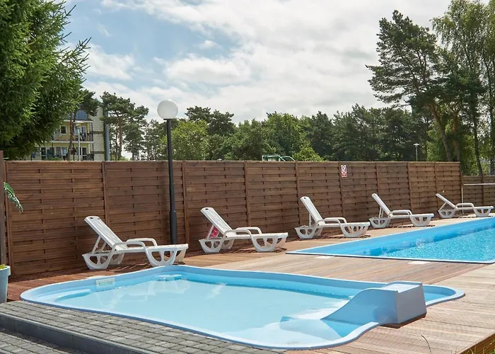 Piramida Lux Pensión Mrzeżyno