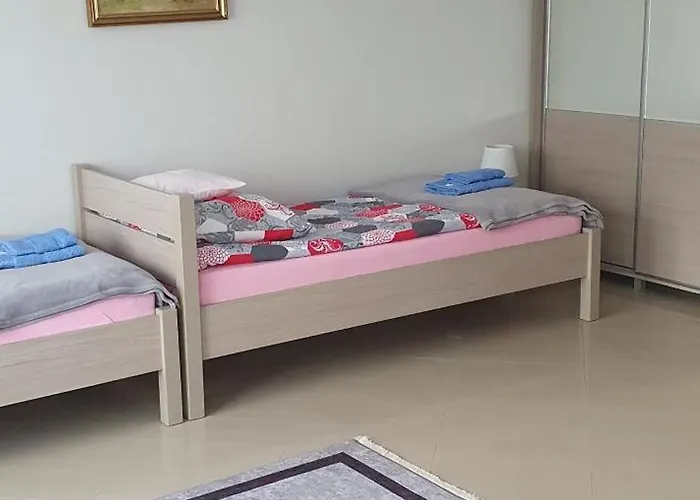 Piramida Lux Konukevi 3*