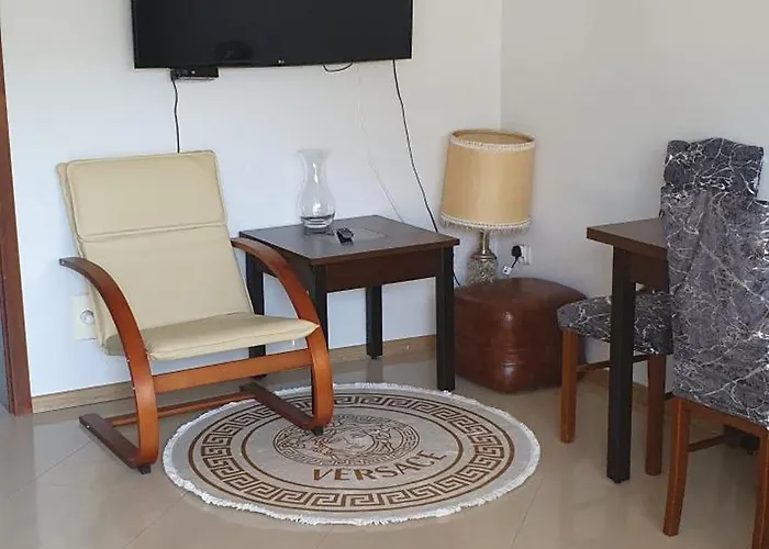 Piramida Lux Pensión